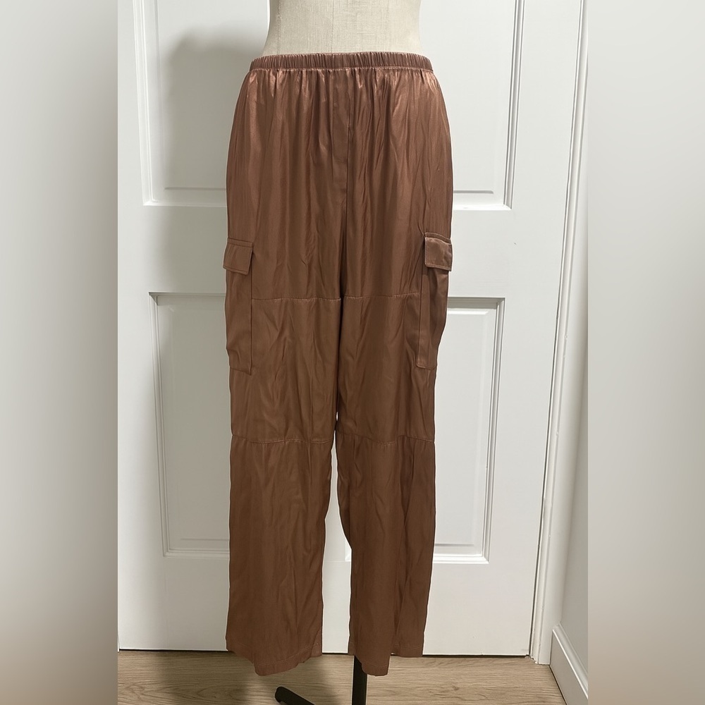 Victoria's Secret Y2K 2003 Brown Satin Cropped Pants Elastic waist size Small